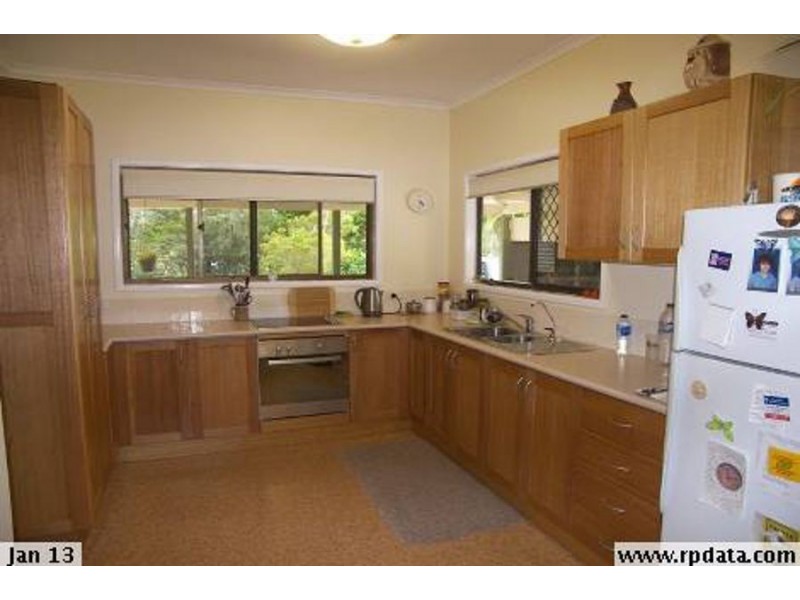 256 Hardwood Road, Landsborough QLD 4550
