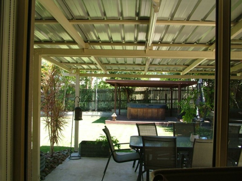 12 Chantilly Cresc, Beerwah QLD 4519