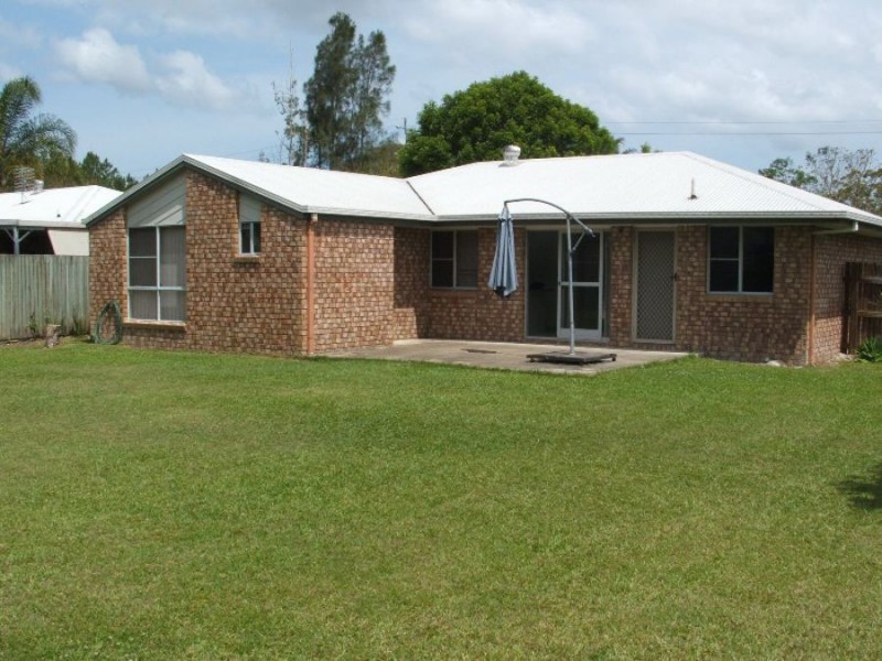 7 White Gums Street, Landsborough QLD 4550