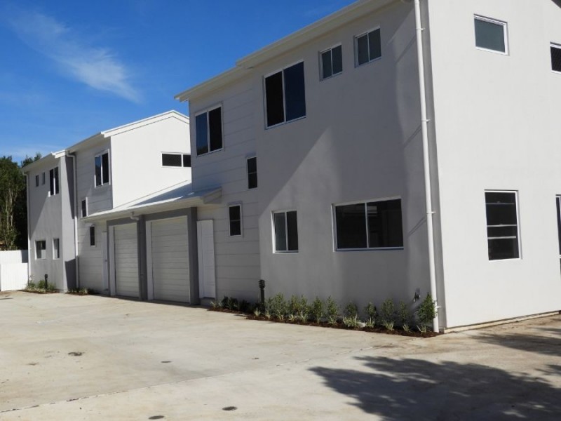 5,6 / 6 Gympie St North, Landsborough QLD 4550