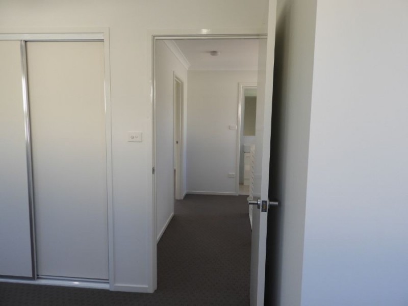 5,6 / 6 Gympie St North, Landsborough QLD 4550