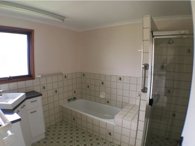 17 Bonato Road, Glass House Mountains QLD 4518