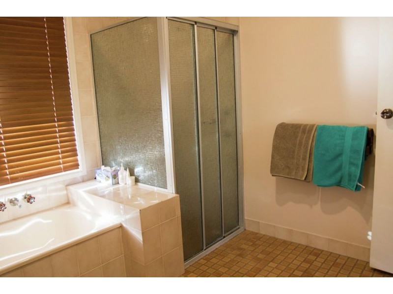 21 Boolagi Dve, Wurtulla QLD 4575