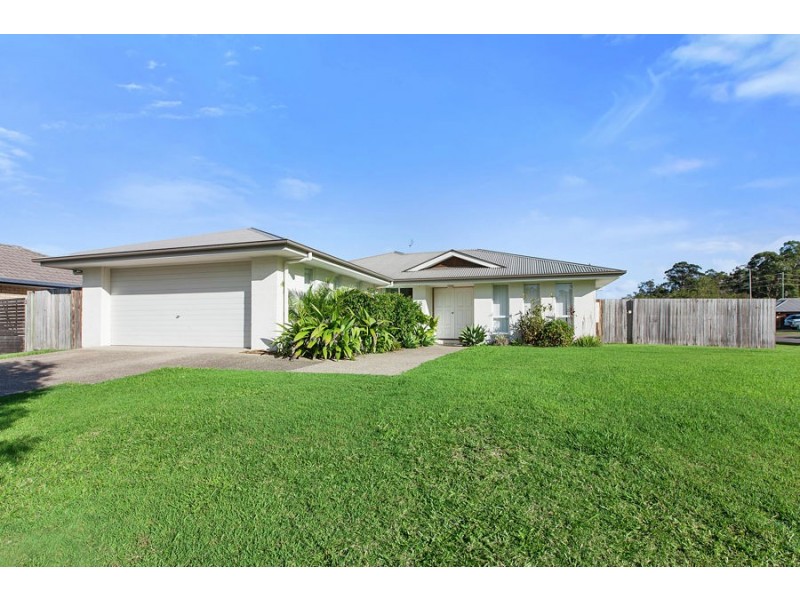 2 Winston Court, Landsborough QLD 4550