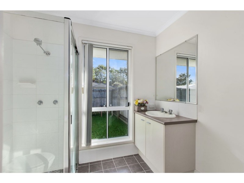 2 Winston Court, Landsborough QLD 4550