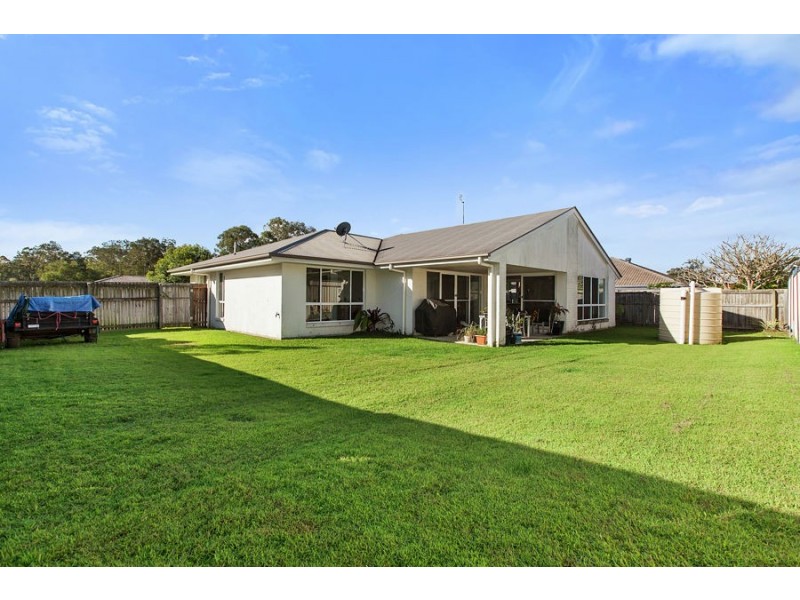 2 Winston Court, Landsborough QLD 4550