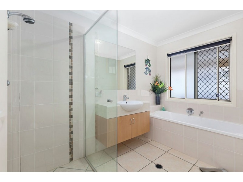 50 Coochin Hills Drive, Beerwah QLD 4519