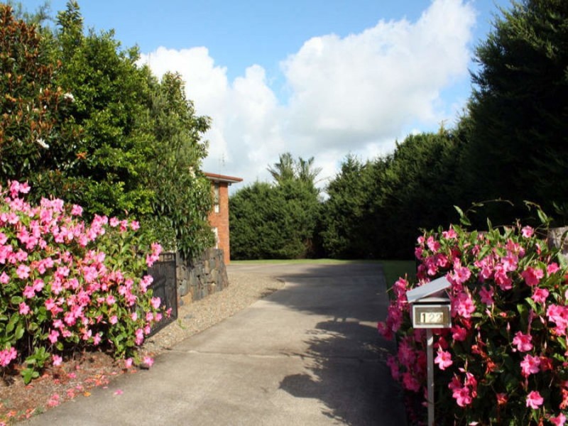 122 Murer Drive, Maleny QLD 4552