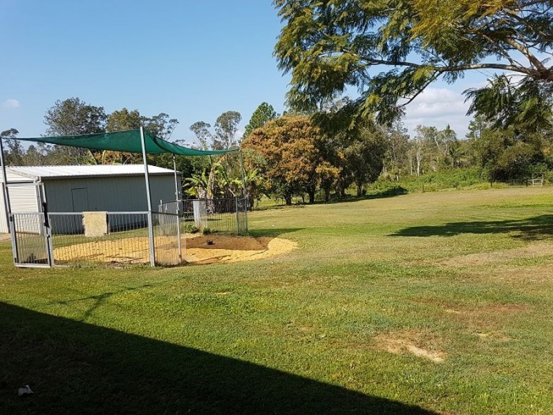 80 Kings Road, Glass House Mountains QLD 4518