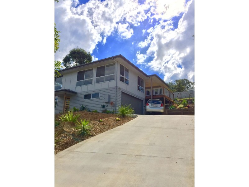 17 Fairview Court, Mooloolah Valley QLD 4553