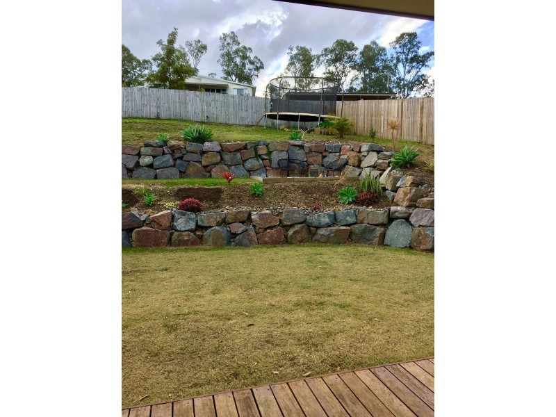 17 Fairview Court, Mooloolah Valley QLD 4553