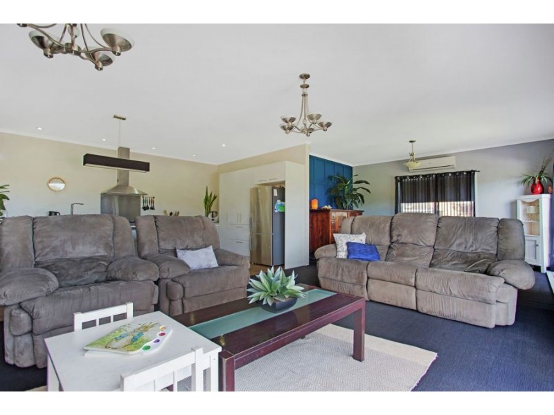 12 River Cherry Place, Maleny QLD 4552