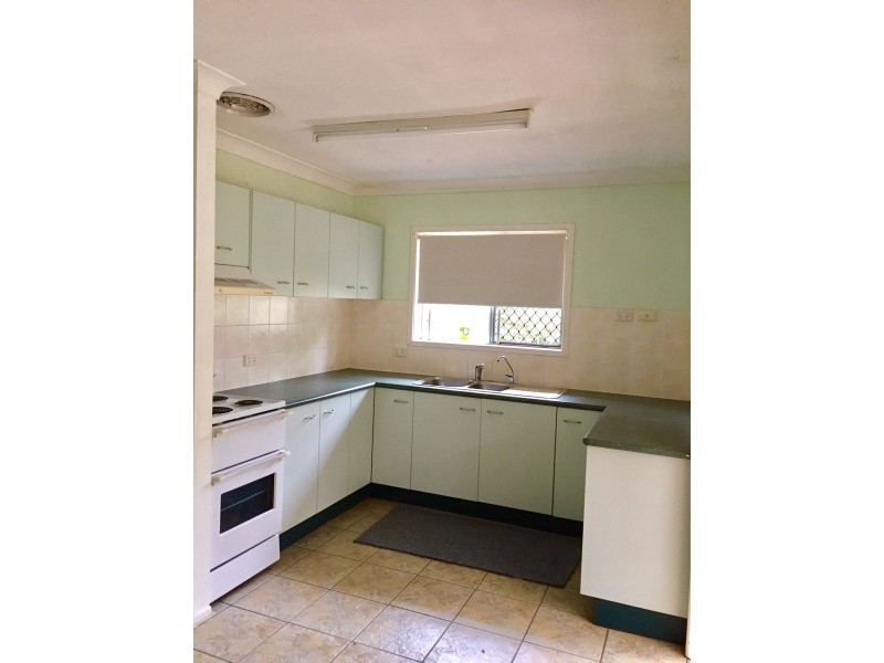 61 Caloundra St, Landsborough QLD 4550