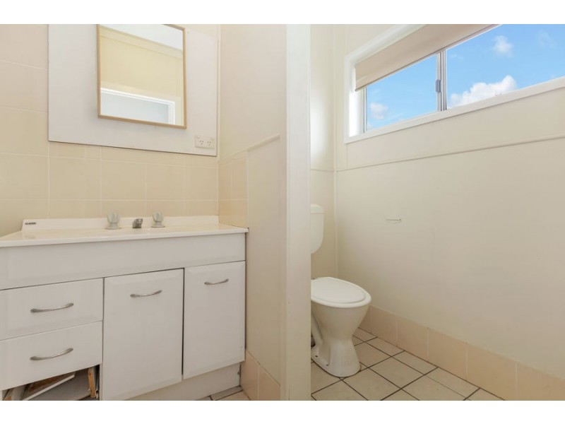 38 Caloundra Street, Landsborough QLD 4550
