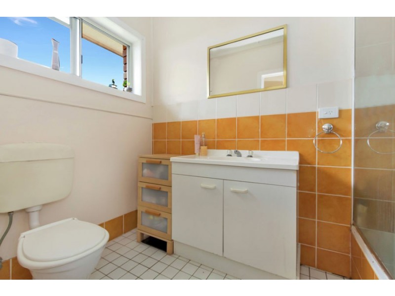 38 Caloundra Street, Landsborough QLD 4550