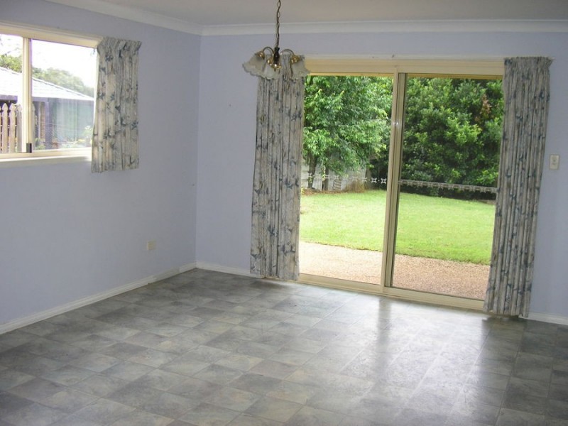 38 Palm Street, Maleny QLD 4552