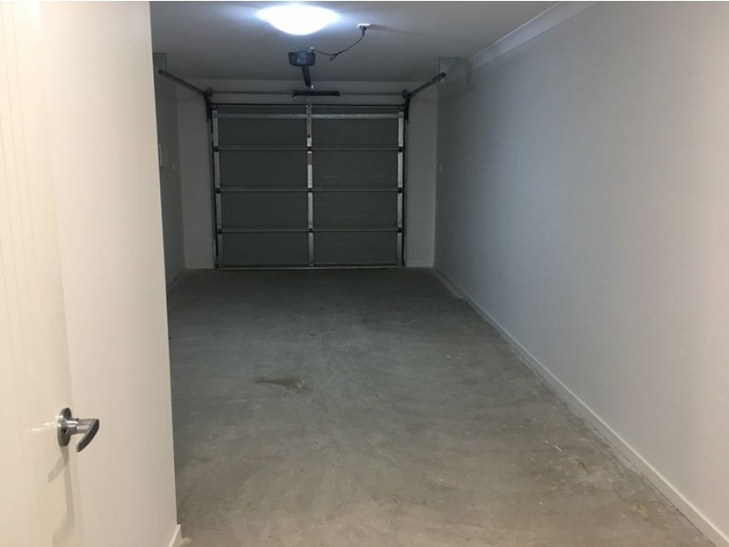 2/5 Buckley Street, Landsborough QLD 4550