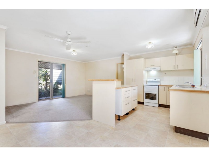 11 Mooloolah Street, Landsborough QLD 4550