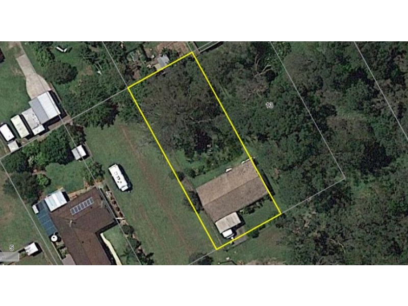 11 Mooloolah Street, Landsborough QLD 4550