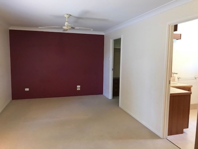 6 Burgess Street, Glass House Mountains QLD 4518