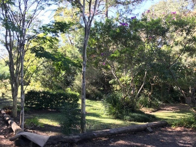 6 Burgess Street, Glass House Mountains QLD 4518