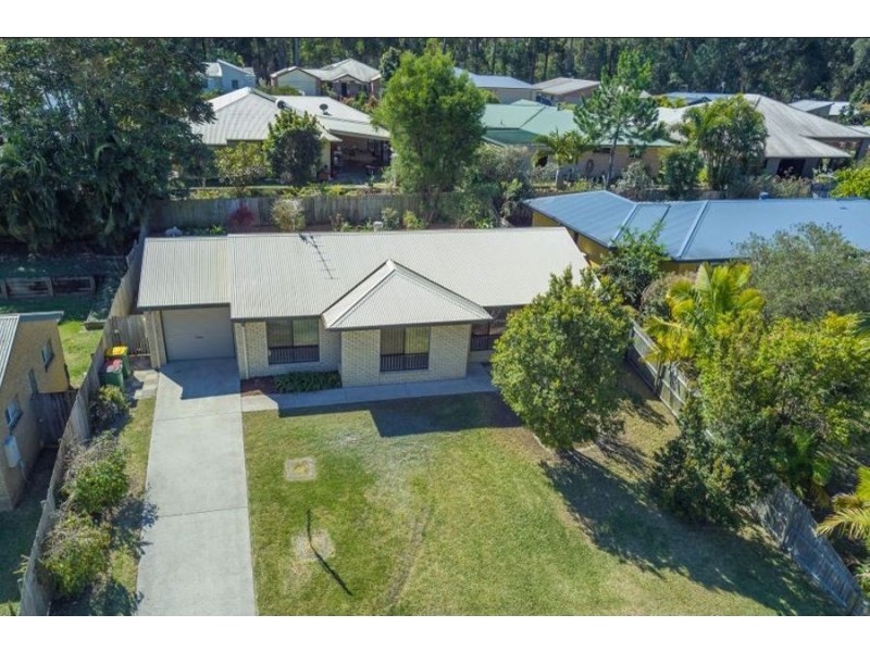 9 Olivia Court, Landsborough QLD 4550