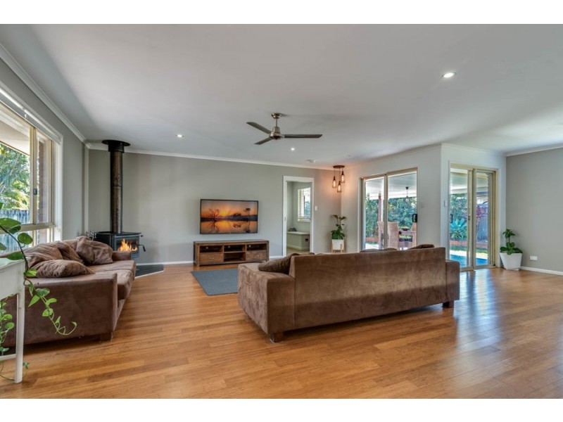 23 Redwood Court, Landsborough QLD 4550