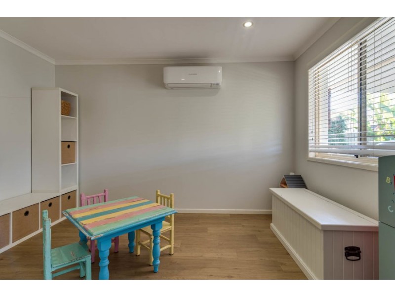 23 Redwood Court, Landsborough QLD 4550