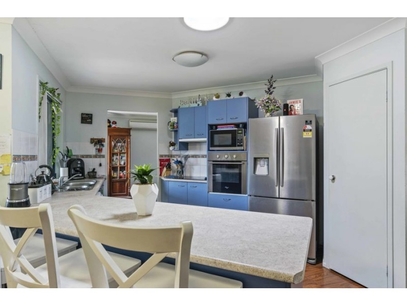 11 Cunningham Avenue, Landsborough QLD 4550