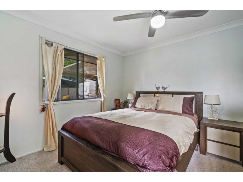 11 Cunningham Avenue, Landsborough QLD 4550