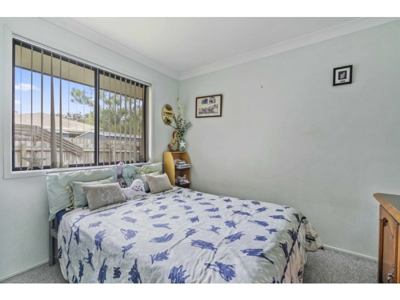11 Cunningham Avenue, Landsborough QLD 4550