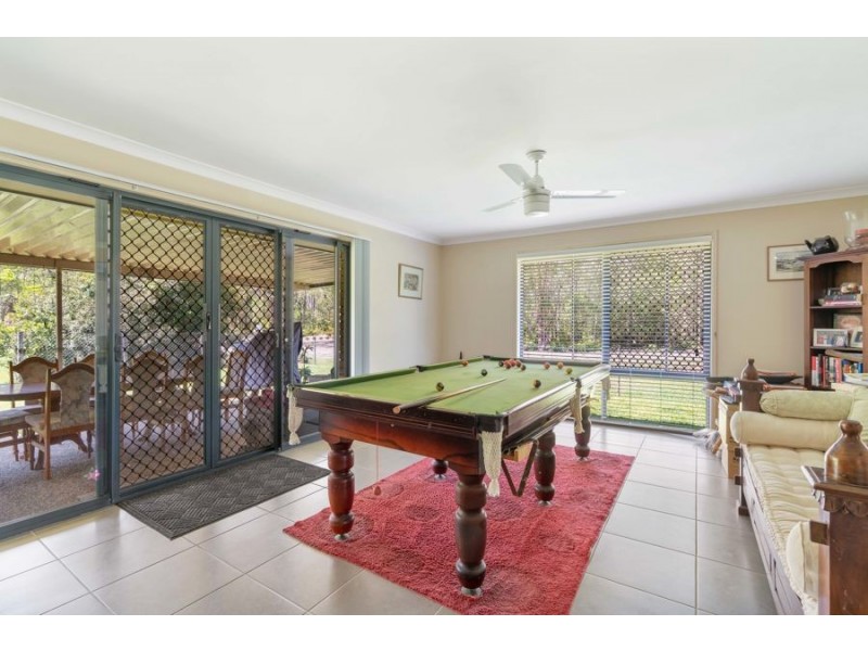 25 White Gums Street, Landsborough QLD 4550