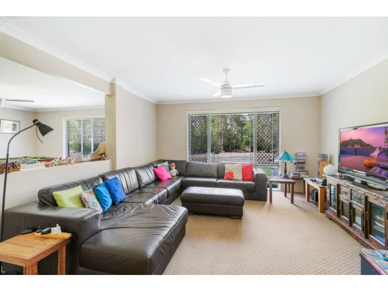 25 White Gums Street, Landsborough QLD 4550