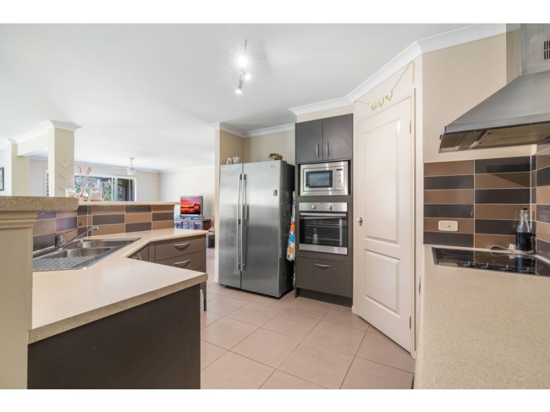 25 White Gums Street, Landsborough QLD 4550