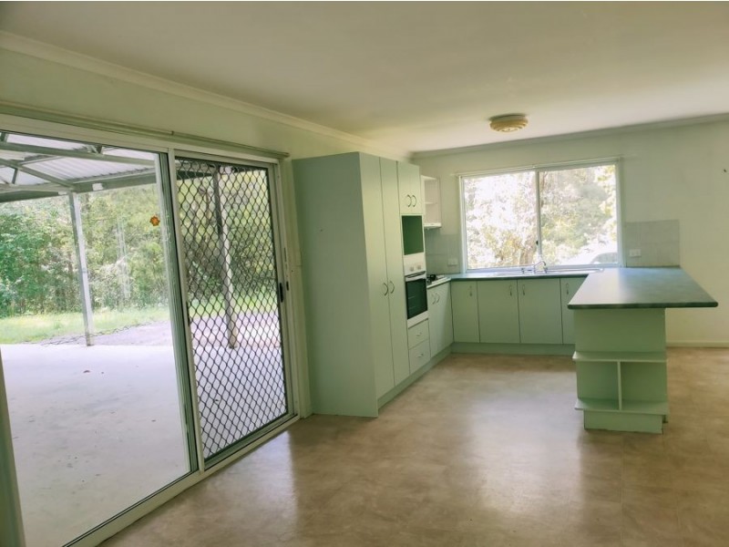 270 Paskins Road, Palmwoods QLD 4555