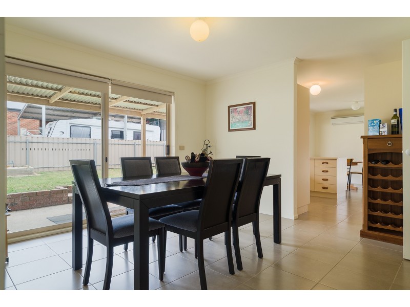16 Eleanor Drive, Campbells Creek VIC 3451