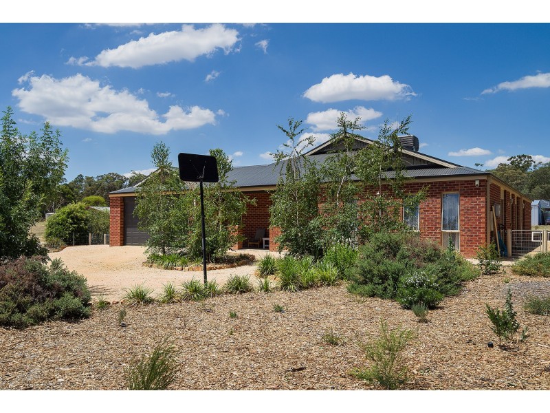 69 Fryers Road, Campbells Creek VIC 3451