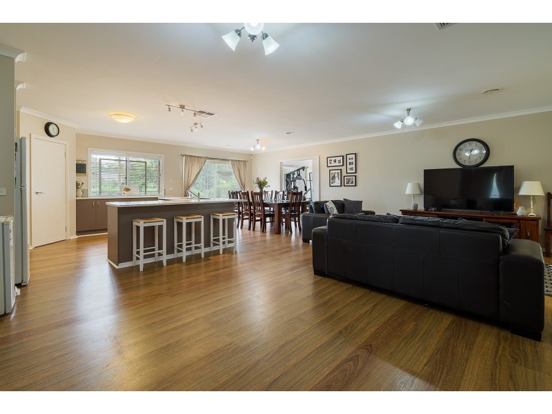 69 Fryers Road, Campbells Creek VIC 3451