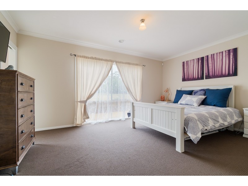 69 Fryers Road, Campbells Creek VIC 3451