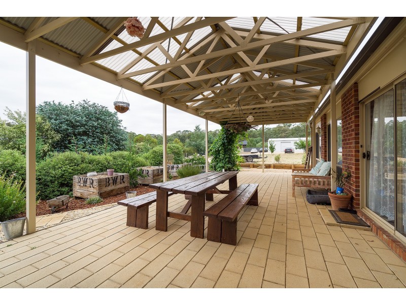 69 Fryers Road, Campbells Creek VIC 3451