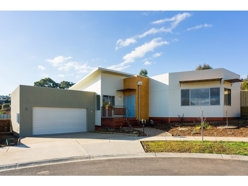 4 Roalies Place, Campbells Creek VIC 3451