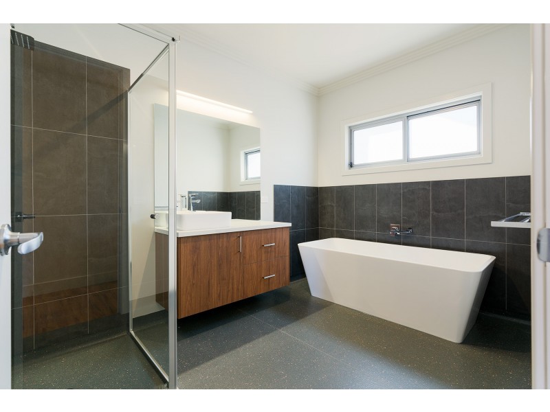 4 Roalies Place, Campbells Creek VIC 3451