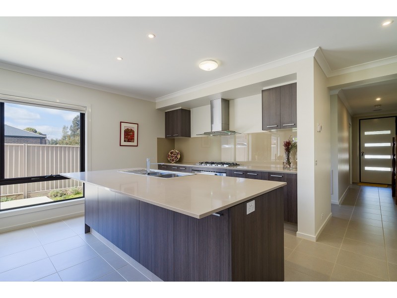50 Ray Street, Castlemaine VIC 3450