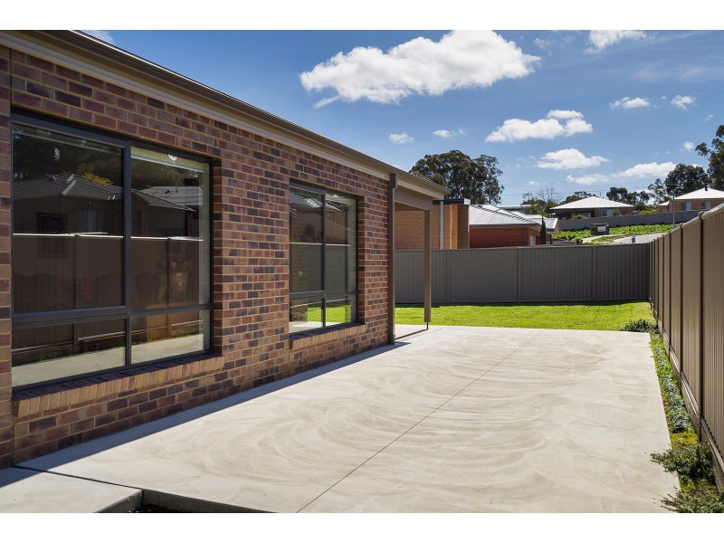 50 Ray Street, Castlemaine VIC 3450