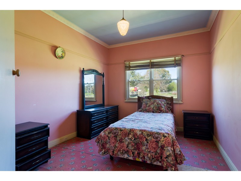 15 North Street, Chewton VIC 3451