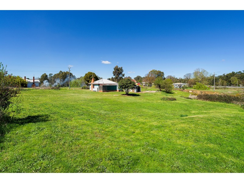 15 North Street, Chewton VIC 3451