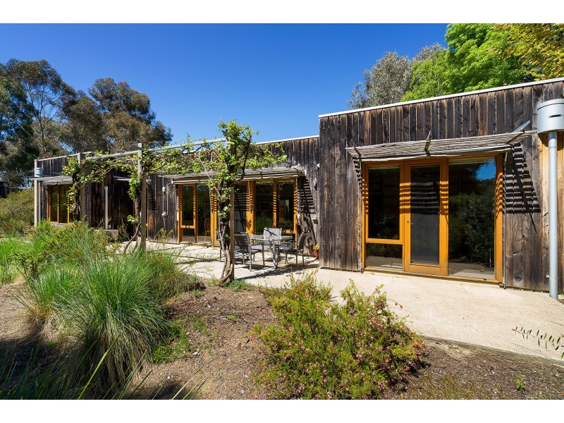 1 Munro Court, Castlemaine VIC 3450