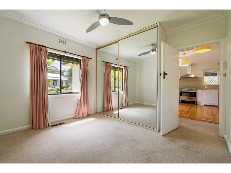 14 Reckleben Street, Castlemaine VIC 3450