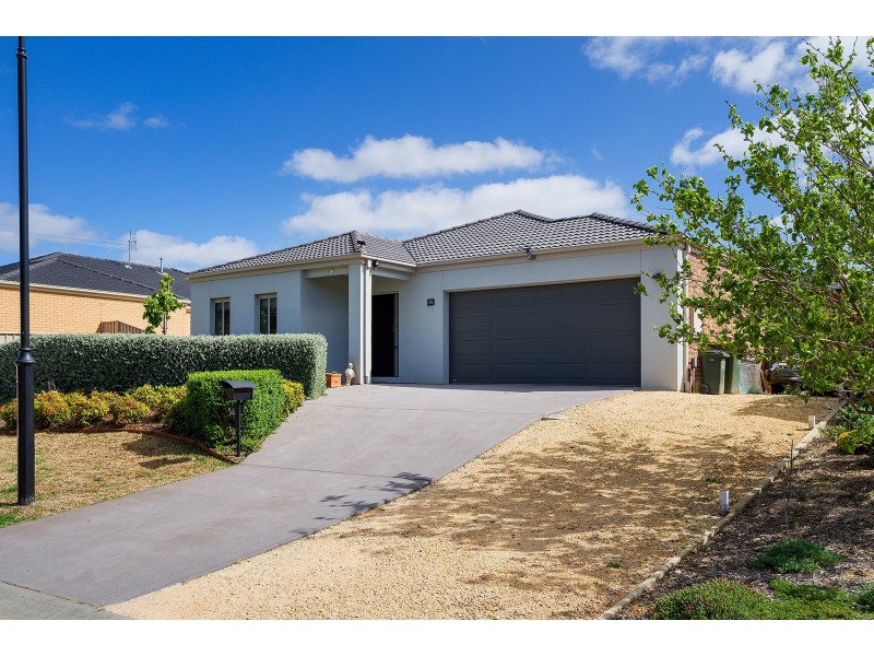 54 Maldon Road, Castlemaine VIC 3450