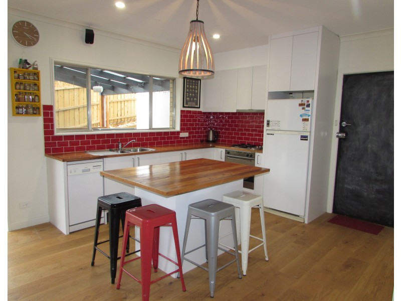 53 Johnstone Street, Castlemaine VIC 3450
